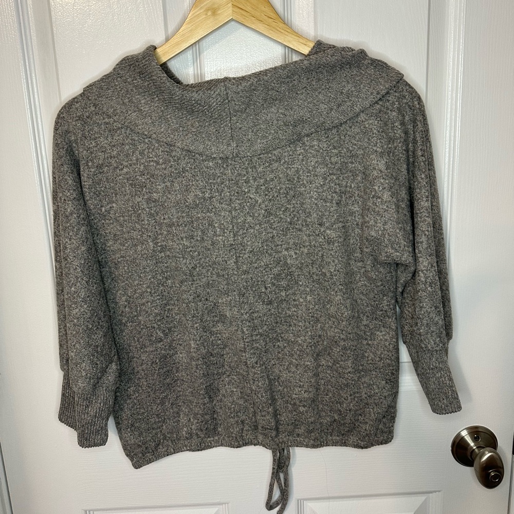 Adrienne Vittadini Cowl Neck Pullover Grey Sweater Cinch Bottom Size M Slouchy - Picture 2 of 7